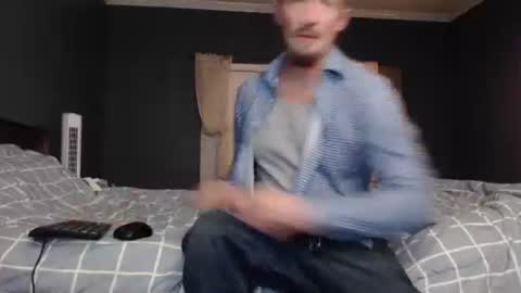 Snapshot of slimjp chatting on December 2025 01:11:01 AM slimjp online show from December 2025 01:11:01 AM