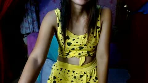 Snapshot of slimlady2023 chatting on December 2024 01:31:02 AM Anna online show from December 2024 01:31:02 AM