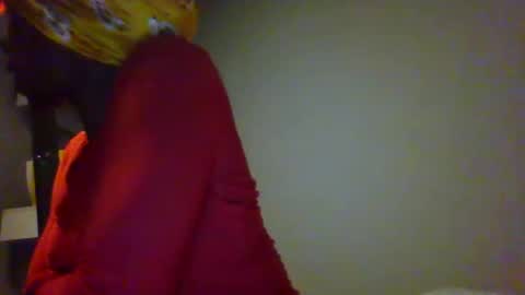 Snapshot of slimmmgooodiexoxo chatting on December 2024 01:32:01 PM slimmmgooodiexoxo online show from December 2024 01:32:01 PM