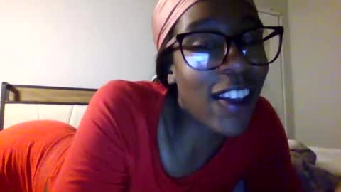 Snapshot of slimmmgooodiexoxo chatting on December 2024 01:47:02 AM slimmmgooodiexoxo online show from December 2024 01:47:02 AM