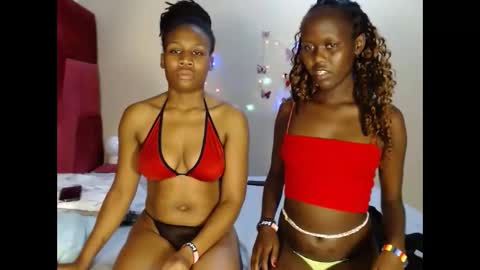 slimmy_kitties online show from October 2025 03:28:02 AM