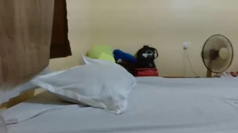 slimshadey online show from February 2025 01:58:01 AM