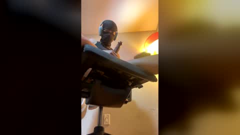 Snapshot of slimsjim86 chatting on December 2025 08:56:02 AM slimsjim86 online show from December 2025 08:56:02 AM