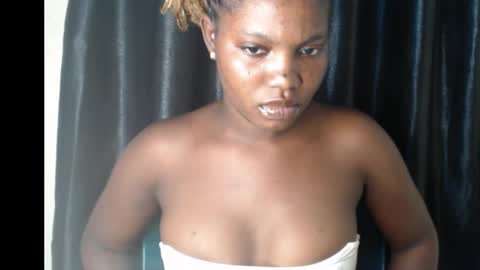 Snapshot of slimthick_tinah chatting on March 2026 11:33:01 PM TINA online show from March 2026 11:33:01 PM