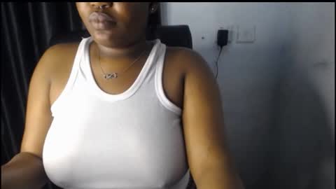 Snapshot of slimy_cunt chatting on October 2025 10:28:02 PM Jemila online show from October 2025 10:28:02 PM