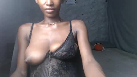 slimzyx online show from November 2025 07:14:01 PM