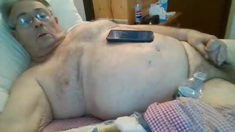 Snapshot of slippery_duck chatting on April 2026 04:45:02 PM slippery_duck online show from April 2026 04:45:02 PM