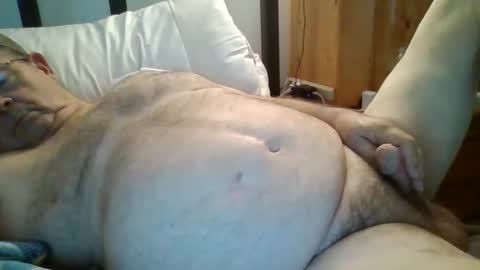 Snapshot of slippery_duck chatting on April 2026 12:31:01 PM slippery_duck online show from April 2026 12:31:01 PM