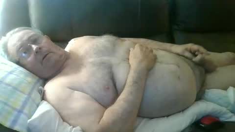 Snapshot of slippery_duck chatting on May 2026 10:53:01 AM slippery_duck online show from May 2026 10:53:01 AM