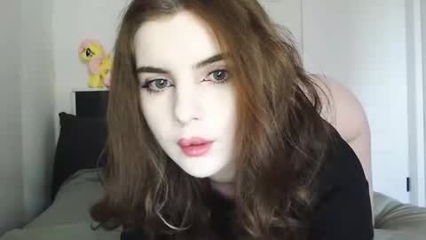 Snapshot of sloomonata chatting on October 2025 04:10:01 AM sloomonata online show from October 2025 04:10:01 AM