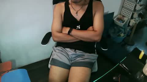 Snapshot of slothfully chatting on January 2025 10:43:02 PM slothfully online show from January 2025 10:43:02 PM