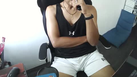 Snapshot of slothfully chatting on February 2025 07:33:01 AM slothfully online show from February 2025 07:33:01 AM