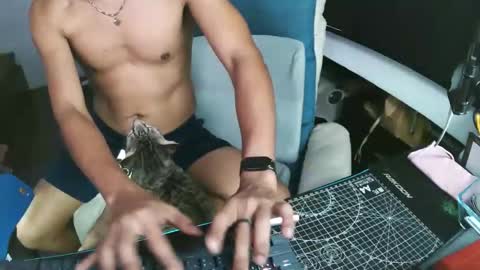 Snapshot of slothfully chatting on September 2025 03:15:01 PM slothfully online show from September 2025 03:15:01 PM