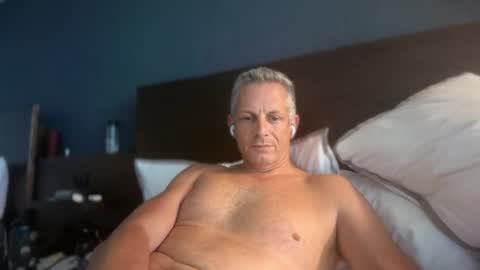 slowgoesit online show from June 2026 08:44:01 PM