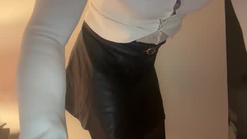 slutforbbc26y online show from December 2025 08:16:02 PM