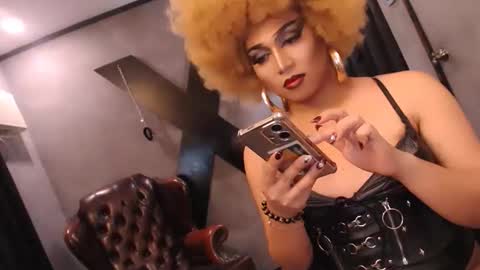 Snapshot of sluthotcummer69x chatting on February 2026 04:57:02 PM EMPRESS GODDESS KRISTINE online show from February 2026 04:57:02 PM