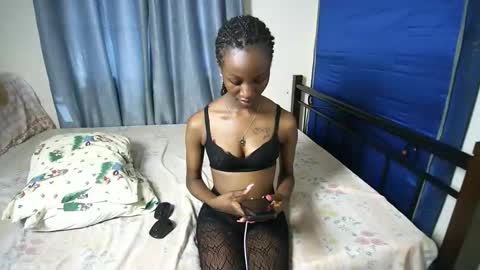 slutty_baddie online show from October 2025 08:00:02 AM