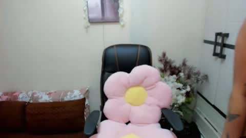SHANIN online show from October 2025 01:39:01 AM