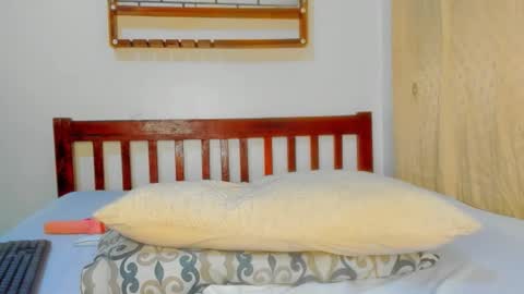 Sexyslutt online show from March 2026 09:20:01 PM