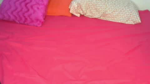 Sexyslutt online show from March 2026 10:22:01 PM