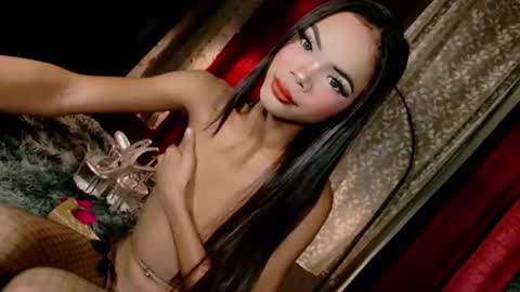 Snapshot of slutxcums_farrah69 chatting on September 2025 05:27:02 PM Dont forget to follow me give me thumbs upIm a New kataluna online show from September 2025 05:27:02 PM