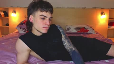Snapshot of sly_gus chatting on May 2026 12:54:02 PM Gus online show from May 2026 12:54:02 PM