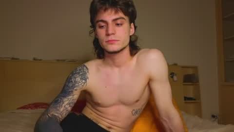 Snapshot of sly_gus chatting on June 2026 07:57:02 PM Gus online show from June 2026 07:57:02 PM