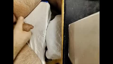 Snapshot of small_1986 chatting on January 2025 10:28:01 PM transmisin gratuita bajo demanda free broadcast on demand online show from January 2025 10:28:01 PM