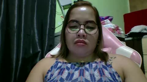 Snapshot of small_boobs59 chatting on April 2026 02:34:02 PM Lovewella online show from April 2026 02:34:02 PM