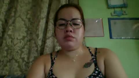 Snapshot of small_boobs59 chatting on May 2026 02:39:01 AM Lovewella online show from May 2026 02:39:01 AM