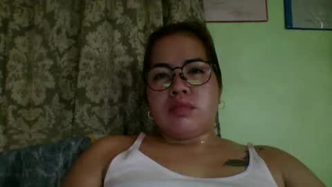 Snapshot of small_boobs59 chatting on May 2026 02:51:01 AM Lovewella online show from May 2026 02:51:01 AM