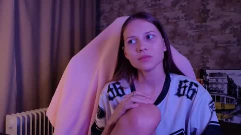 Emma online show from March 2026 11:23:01 PM