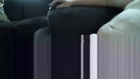 small_weener18 online show from December 2024 06:08:01 PM