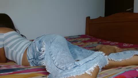 Snapshot of smallflorecita chatting on December 2024 06:13:02 AM smallflorecita online show from December 2024 06:13:02 AM