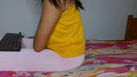 Snapshot of smallflorecita chatting on March 2025 06:04:01 AM smallflorecita online show from March 2025 06:04:01 AM