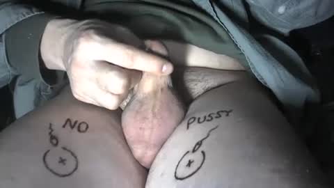 Snapshot of smallpenismwm chatting on December 2024 03:14:02 AM pussyfree4eva online show from December 2024 03:14:02 AM