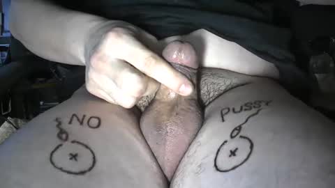 Snapshot of smallpenismwm chatting on February 2025 09:27:02 PM pussyfree4eva online show from February 2025 09:27:02 PM