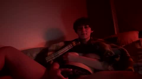 Snapshot of smalltshbigtits chatting on November 2025 01:44:02 PM smalltshbigtits online show from November 2025 01:44:02 PM