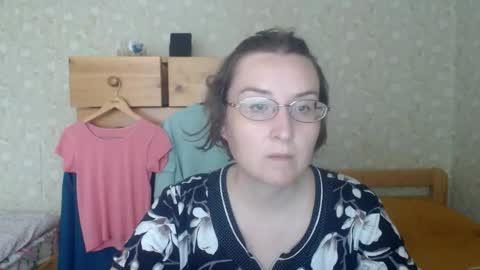 smart_rose online show from September 2025 12:05:02 PM