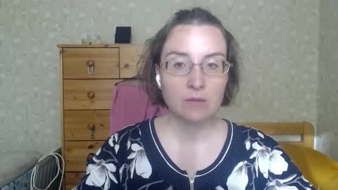 smart_rose online show from September 2025 06:12:02 AM