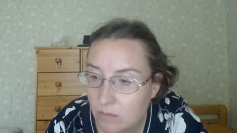 Snapshot of smart_rose chatting on June 2026 09:46:02 AM smart_rose online show from June 2026 09:46:02 AM