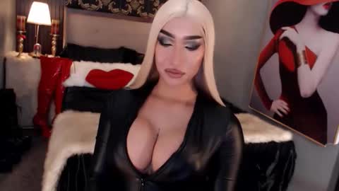smasherqueen online show from June 2026 07:03:02 AM