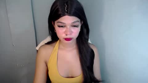 Snapshot of smile_sunshinex chatting on October 2025 10:03:01 AM call me sunshine online show from October 2025 10:03:01 AM