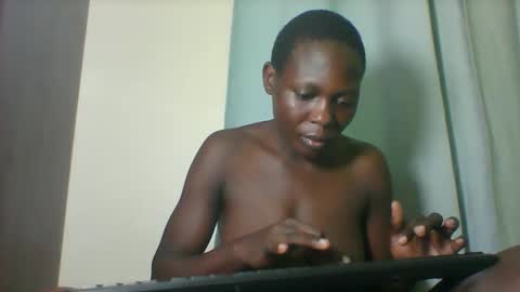 Snapshot of smilecuty chatting on November 2025 04:34:02 AM Nancy Akinyi Otieno online show from November 2025 04:34:02 AM