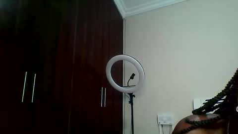 Smiley chocolate online show from February 2026 09:19:02 PM