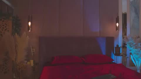 Mia online show from March 2026 05:07:02 AM