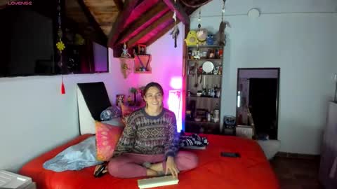 Snapshot of smilingsalor chatting on October 2025 01:40:01 AM SmilingSalor online show from October 2025 01:40:01 AM