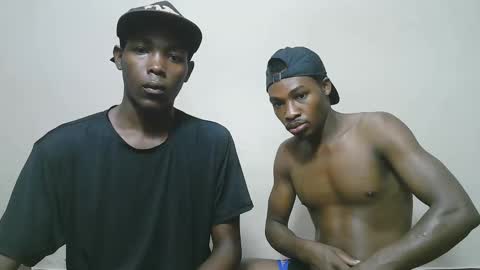 smilzzz online show from April 2026 05:49:02 AM