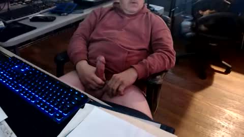 Snapshot of smly chatting on December 2025 02:13:02 PM smly online show from December 2025 02:13:02 PM