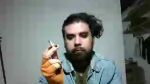 Snapshot of smokers_lounge chatting on June 2026 11:52:01 PM smokers_lounge online show from June 2026 11:52:01 PM